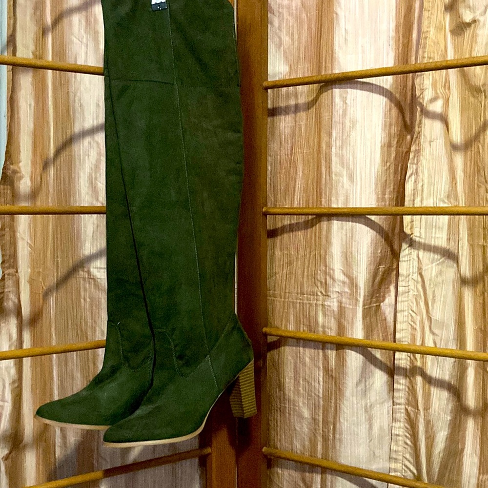 Over the knee olive sueded heel boot